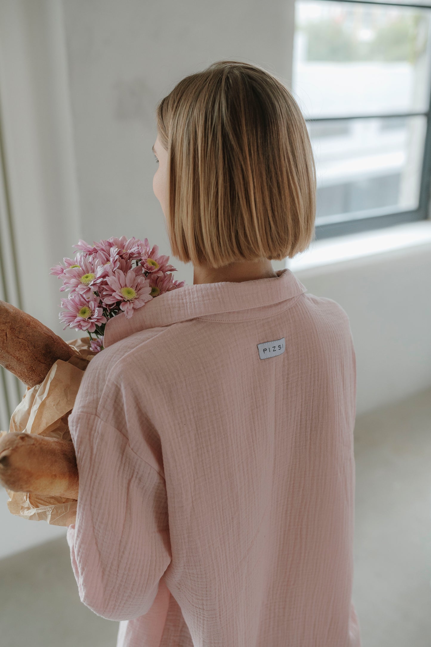 THE BREEZE BUTTON-UP