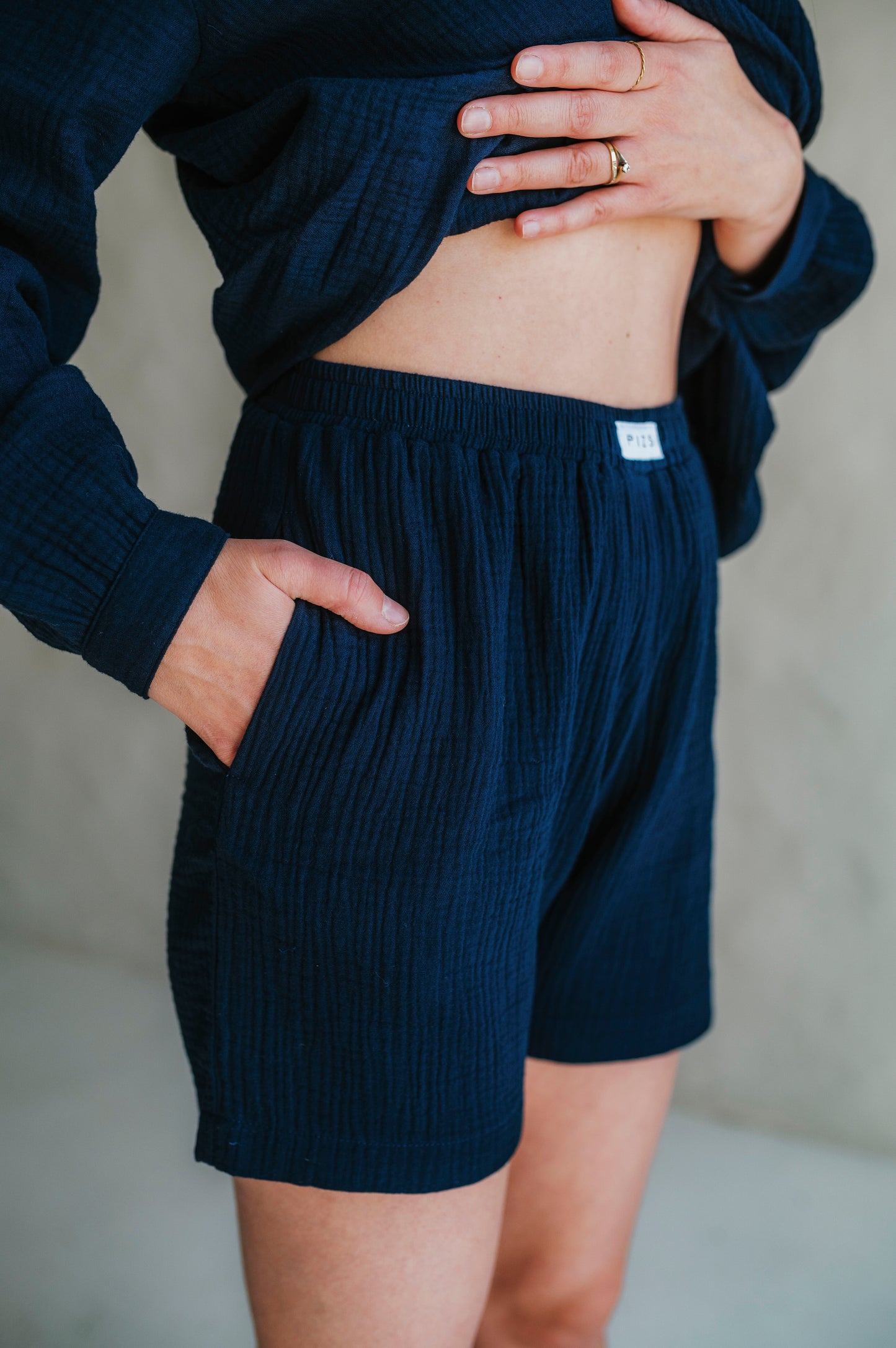 THE DOUBLE GAUZE SHORT