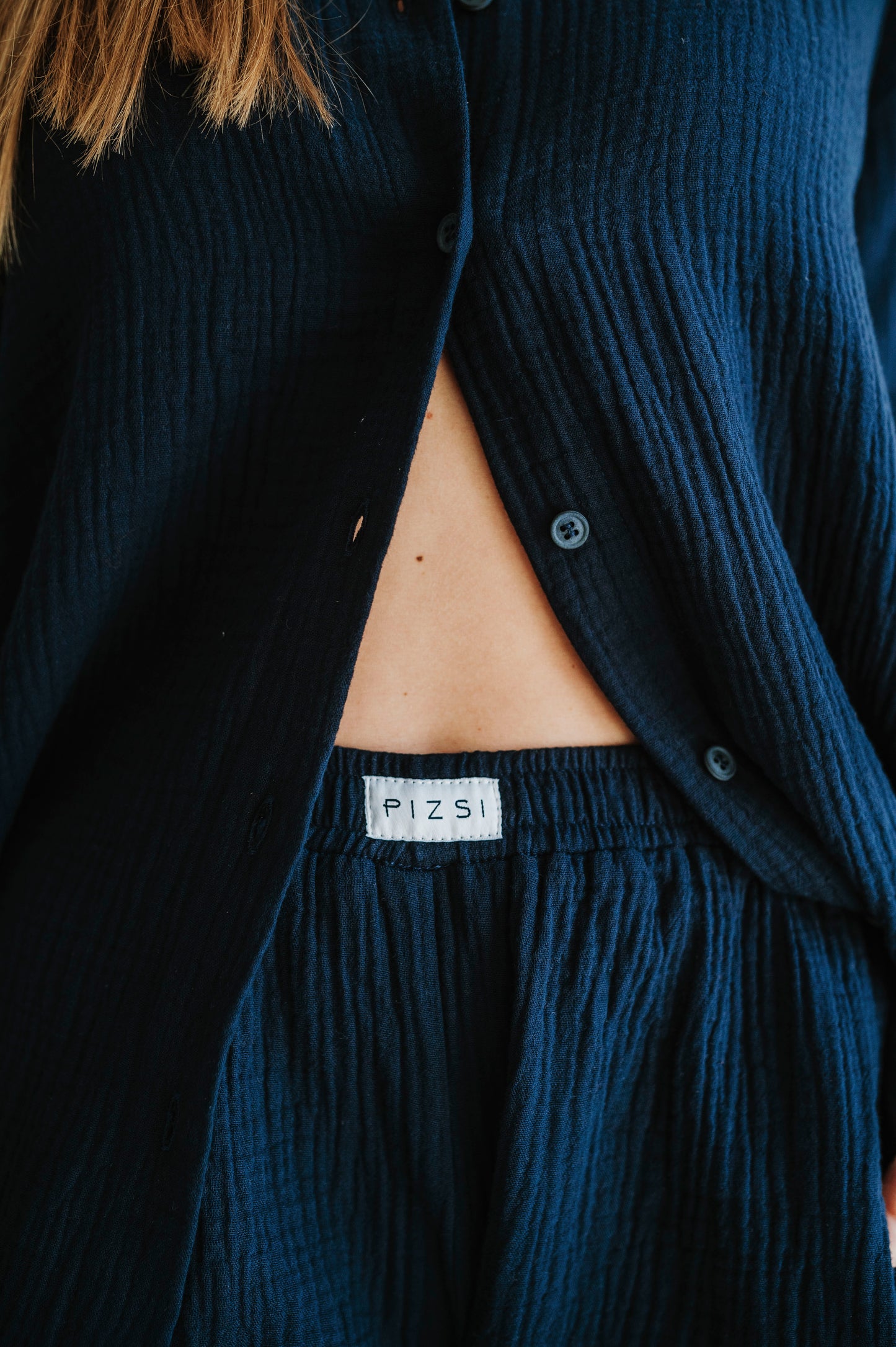 THE BREEZE BUTTON-UP